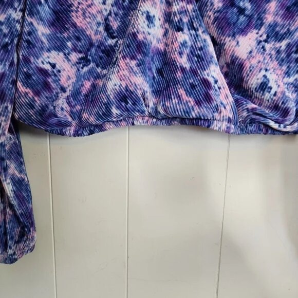 ASTR the Label Purple Tie Dye Pleated Surplice Crop Top - Picture 7 of 10